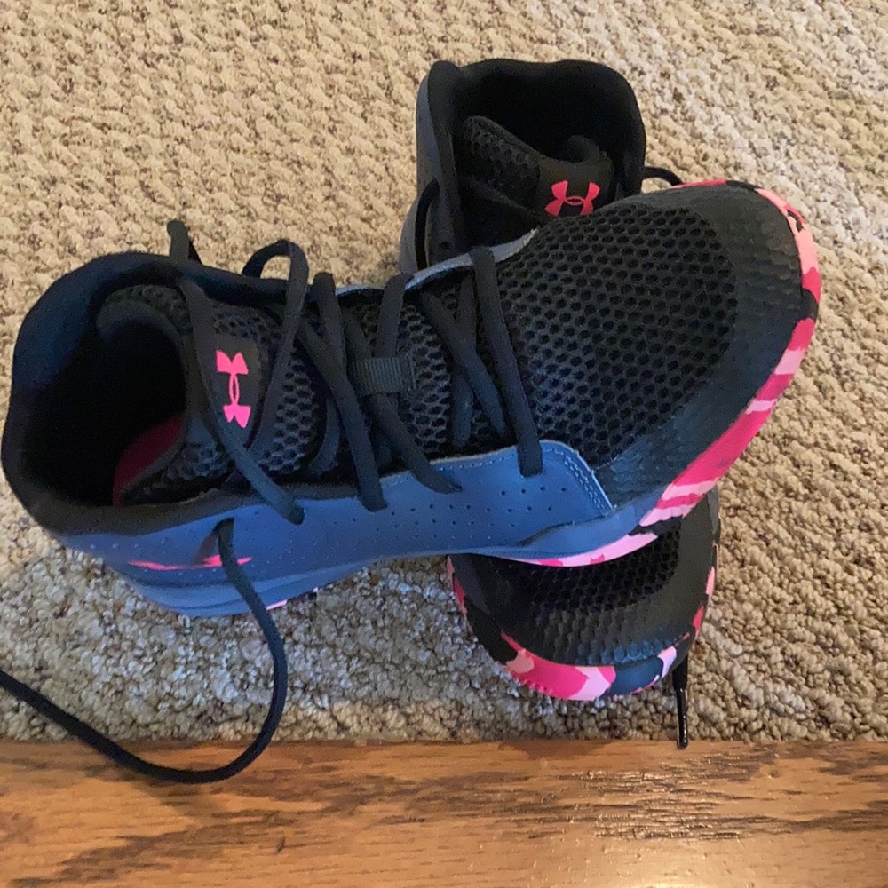 Under Armour youth basketball shoes